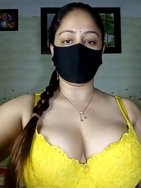 Desi Porn Queen Angel_Simran Fingers Herself Nude With Big Boobs Out