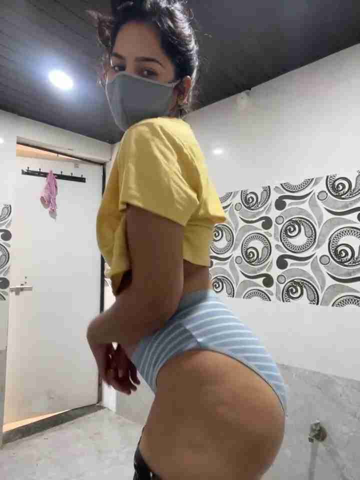 Bold & Beautiful: Chole-Bhature Babes Live