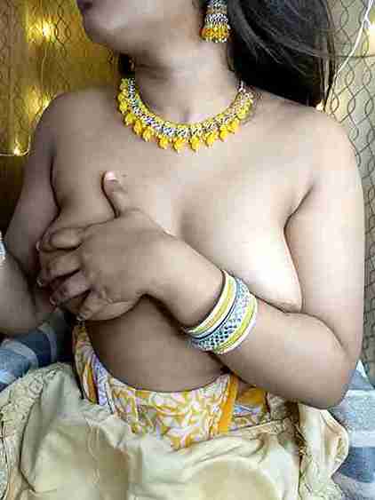 Hot Wife Nude During Festival – Real Desi Porn