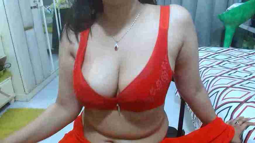 Lovelywife786 Nude Desi Bhabi Gets Hard Fuck on Cam