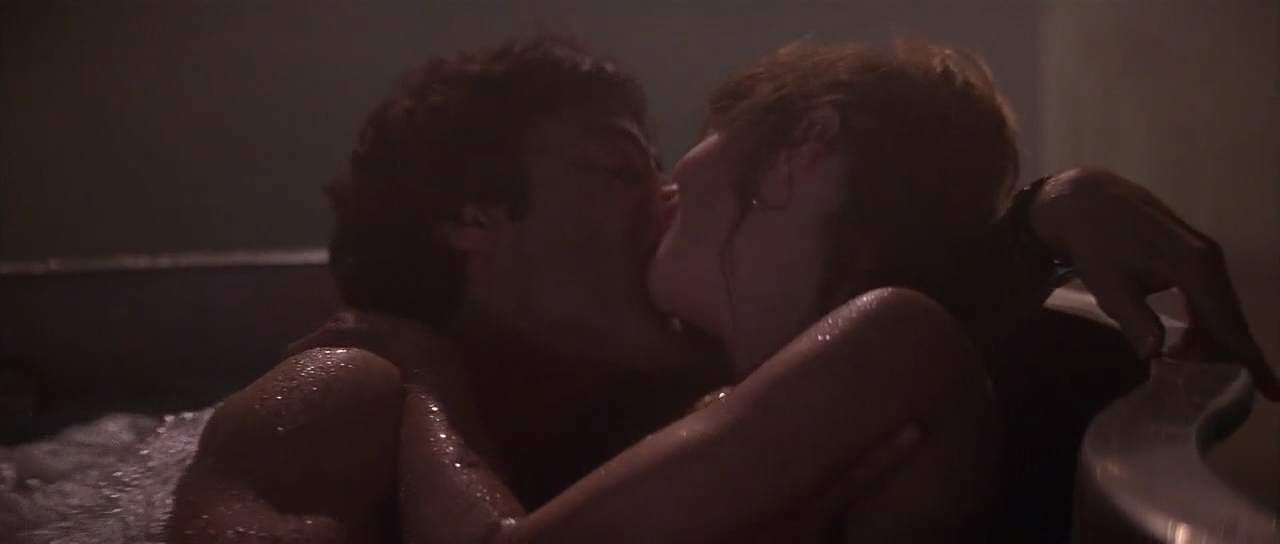 Pamela Susan Shoop Leaked Nude Scene from Halloween II