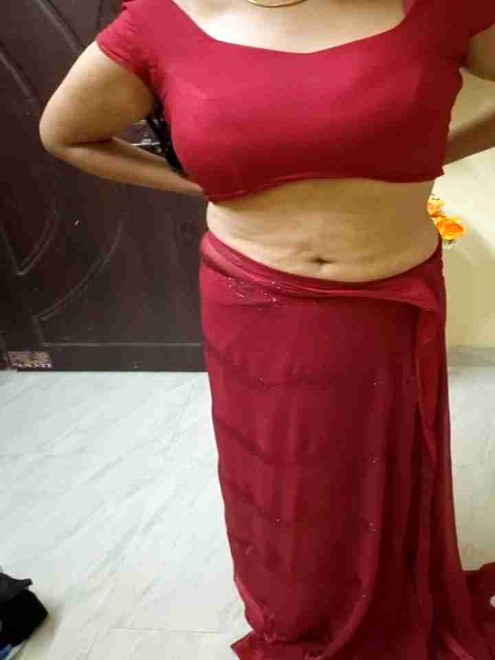 Desi Bhabi Roja Naked Live – Indian Wife Sex Show