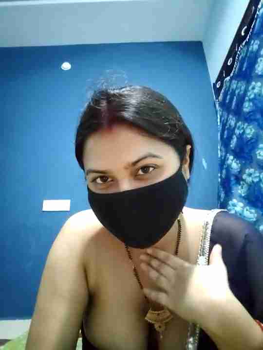 Sexy Sassy Wife Gets Naked and Rides Her Husband