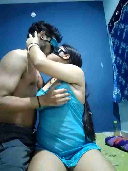 Hot Bhabi and Her Lover Go Wild in Sassy Sex Video
