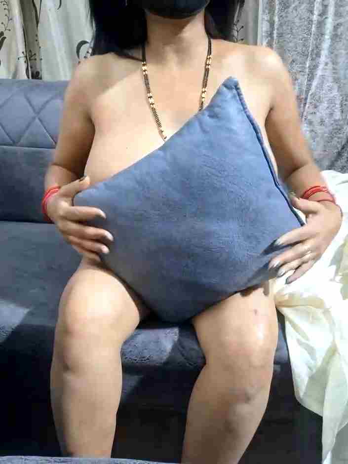 Nude Bhabhi Ruhi Rides Her Lover with Passion