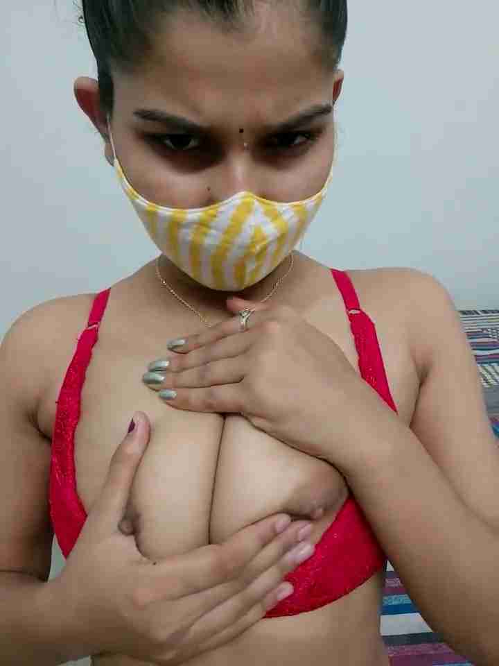 Nude Desi Girl and Her Roommate in Hot Live Sex