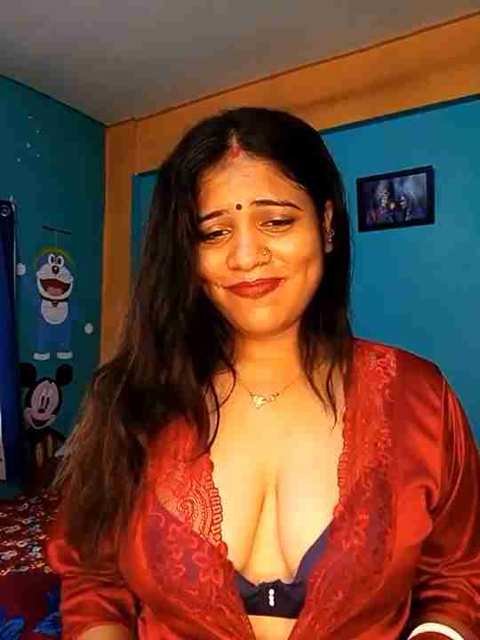 V Hot Sweet’s Wild Bhabi Fuck – Nude and Screaming for More