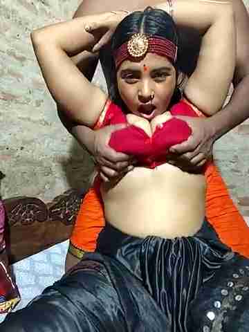 Your Hoty Bhabhi – Real Desi Girl Nude and Fucking