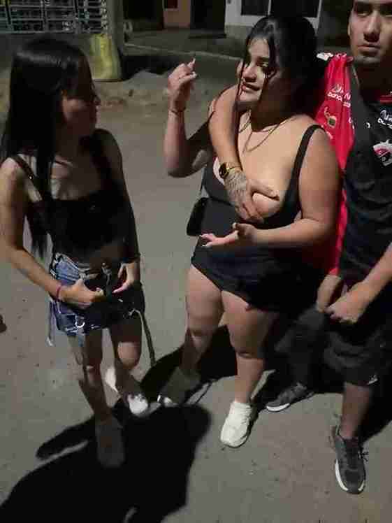 royalgirls_x Outdoors Threesome with Her Man and Lucky Boy