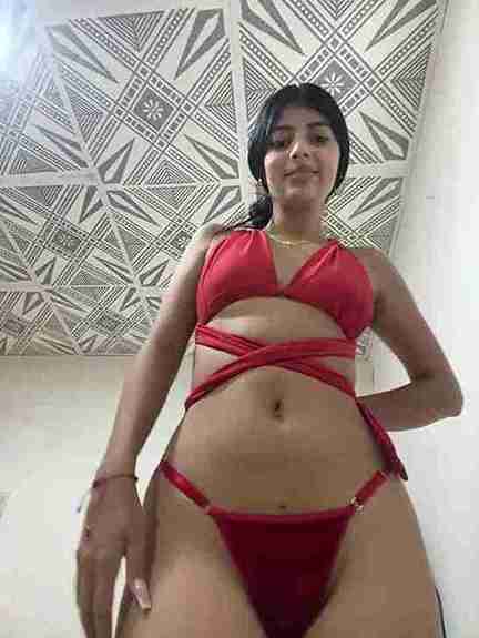 baby_niels fucking herself in hot cam solo