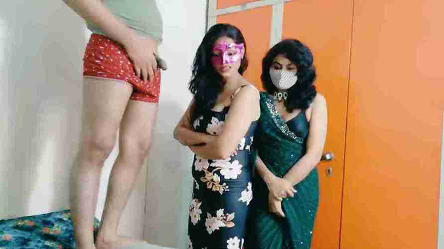 indian_wife_mona wild threesome with two lucky boys on webcame
