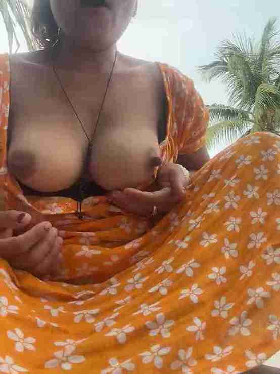 ishikaranaa white babe look in indian cam porn