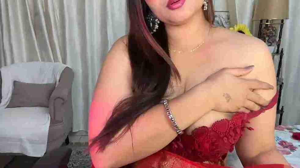 Mahimagic_doll Gets Nude In Saree Live Show