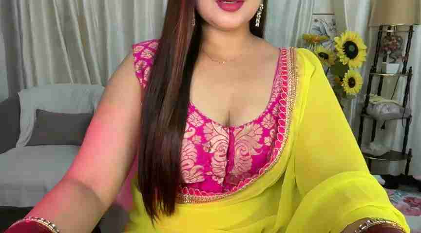 Mahimagic_doll Saree Nude Bhabi On Webcame