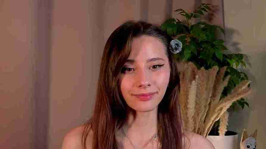 Falinecrosthwaite Hot Asian Milf in Webcam Solo
