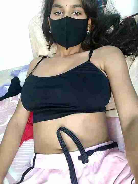 Nude manisha_rani777 Fingers Her Pussy Live on Cam