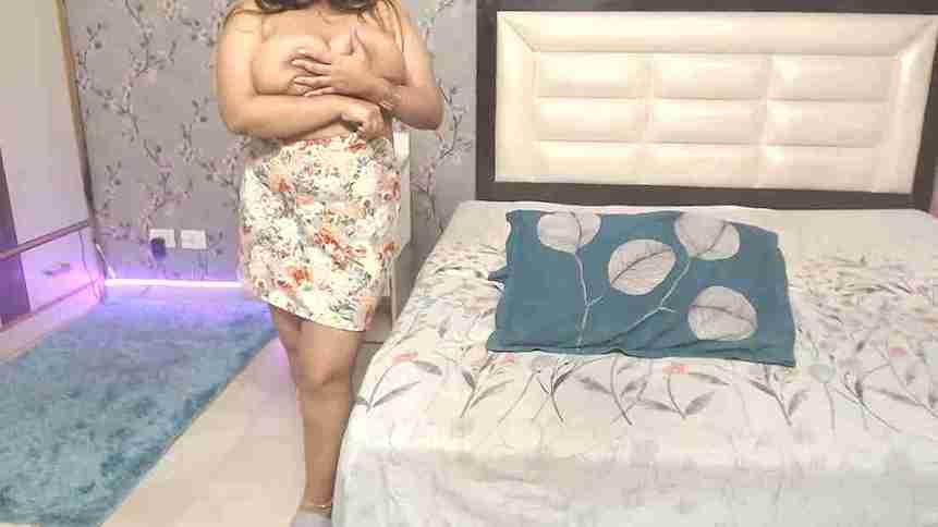 Hot Desi Girl oh_mona Fucks Hard in Home Video