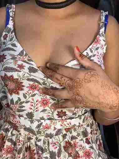 Hot Desi Girl with Tight Boobs on Webcame