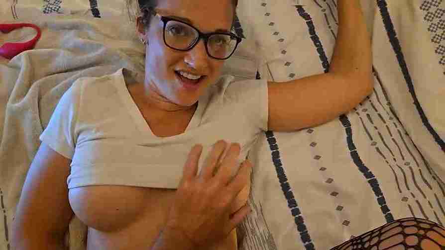 Thing1_and_Thing2 Sexy Milf Gets Fucked in Homemade Porn