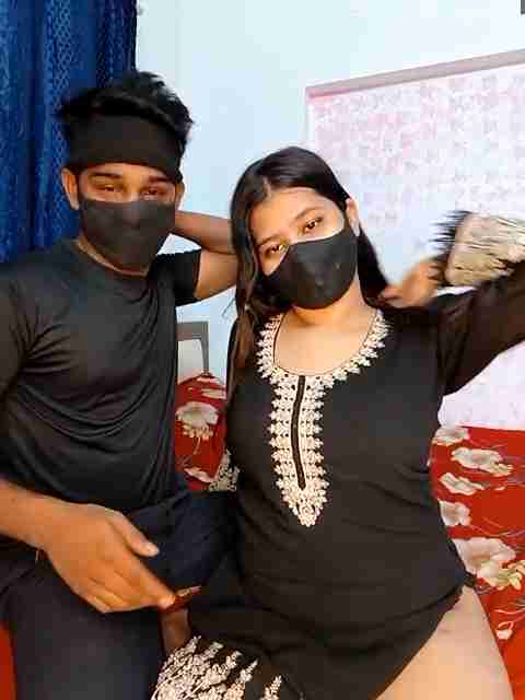 GFndBF horny couple nude fucking leaked on live cam