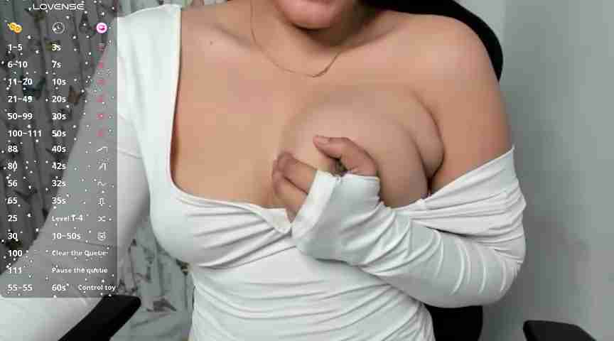 Smiley_Riya horny hot body nude strip webcam