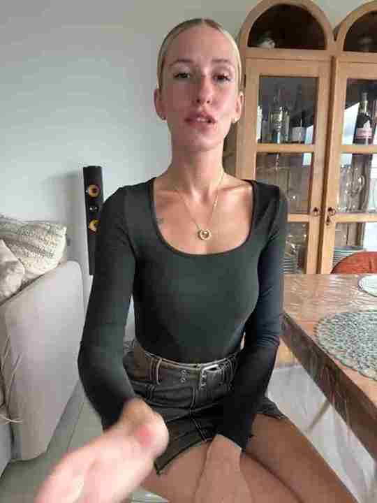 lola_tentatiion hot live cam nude fucking show