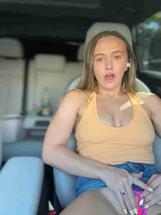 lunagirl13 naked in car cam show with horny pussy tease