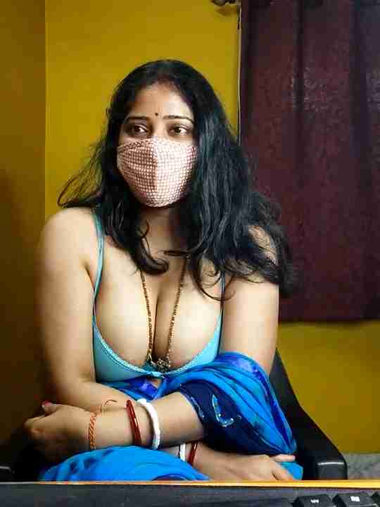 Natasha Bhabhi Hot Sexy Babe Nude Webcam Live Cam Fucked at Home