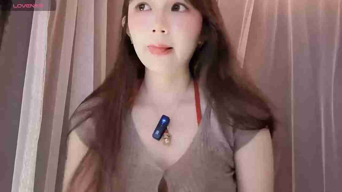 qqqq0808 sexy nude chinese live cam beauty babe