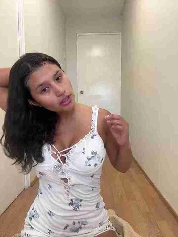 sexi_noemi anal milf nude webcam fucked horny live cam porn