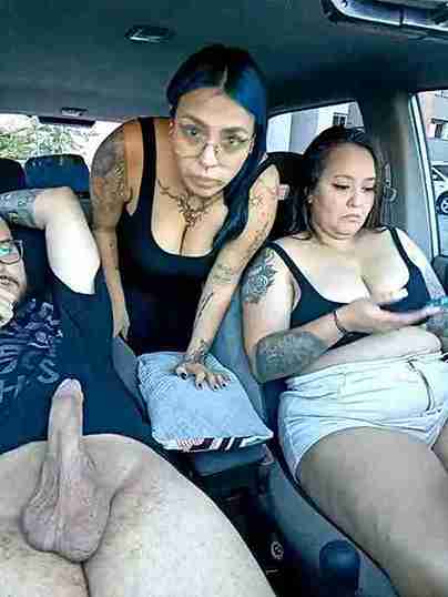 sgmr group sex in car with three hot beauty girls