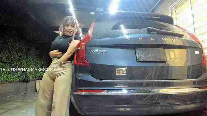 vanandjuani outdoor cam show with nude boobs and pussy