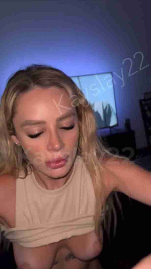 Pretty white girl rides muscular bbc guy moaning while getting fucked