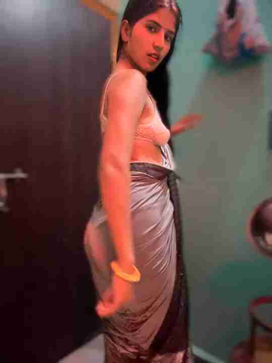 Diya singHh hot desi bibi nude beauty webcam strip live cam porn show