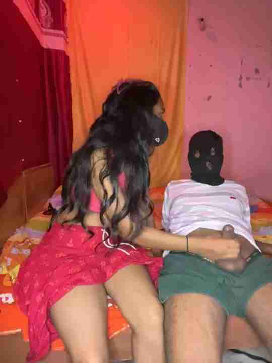 Kamukh Neha Sexy sexy indian beauty live cam performance tease