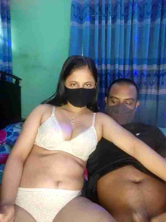 Younger Couples Nude Webcam With Sexy Indian Girl And Lover