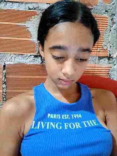 Zoe_Sweett18 horny nude show on webcam with hot cam tease