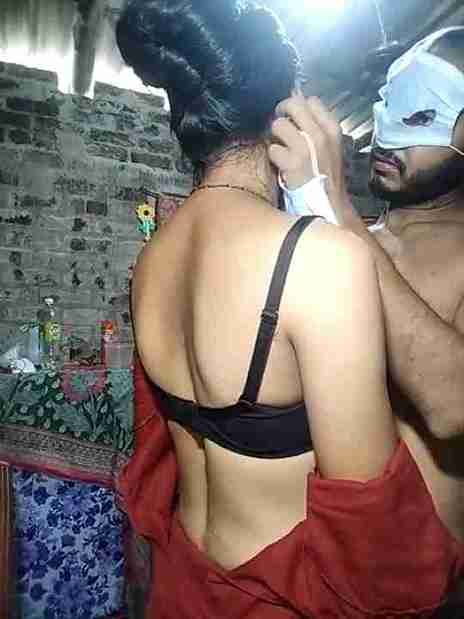 Romantic Indian Wife Live Sex Show and Anal Play With Lover