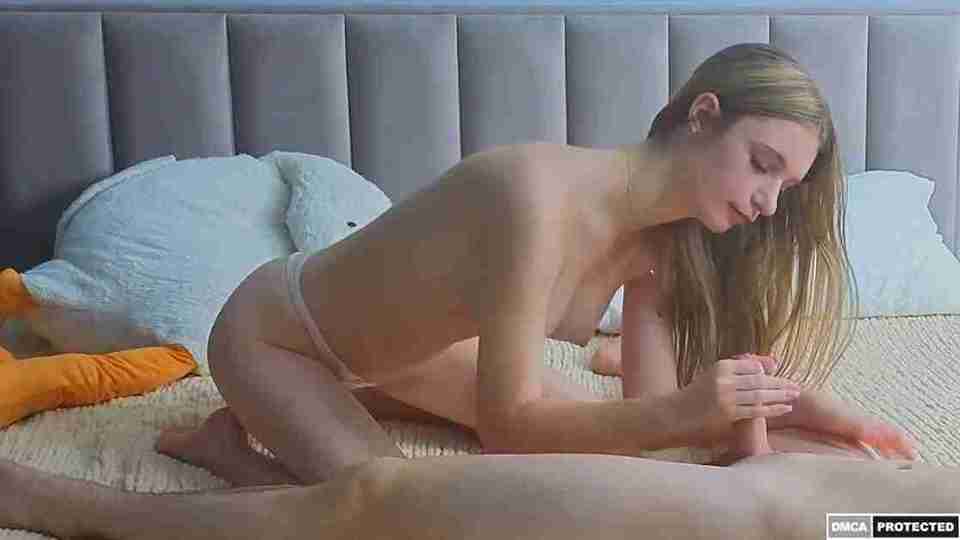 Honey Bunny Lover Cock Mouth Job Cam Show