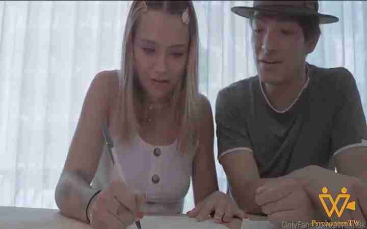 Mia Kay Horny Teen School Sex