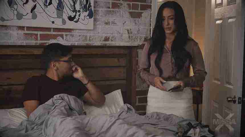 Jennifer Watches Porn Nude Masturbation Fuck